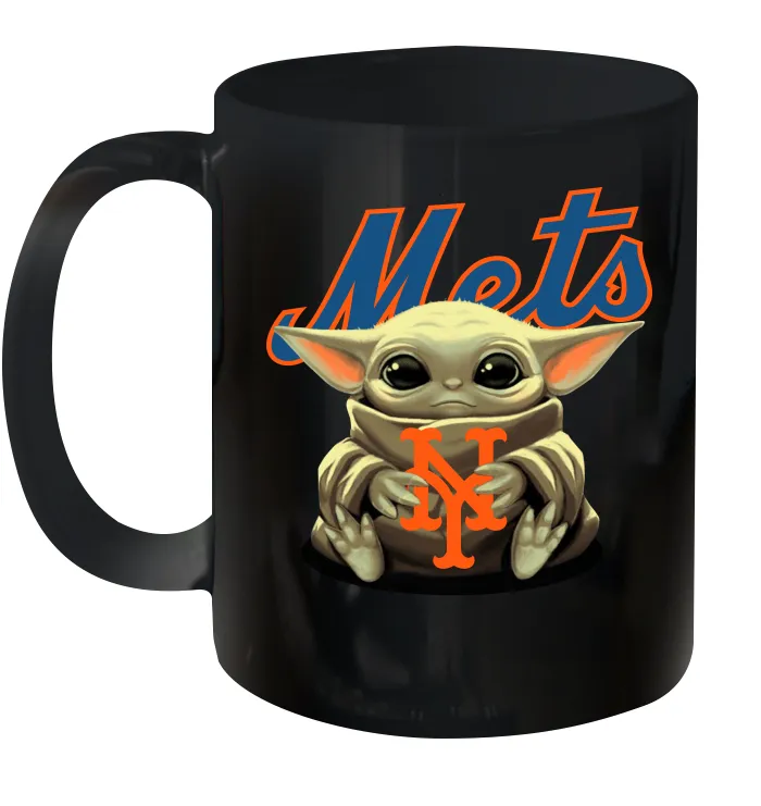 Baby Yoda Hugs Loves The New York Mets Baseball Ceramic Mug 11oz