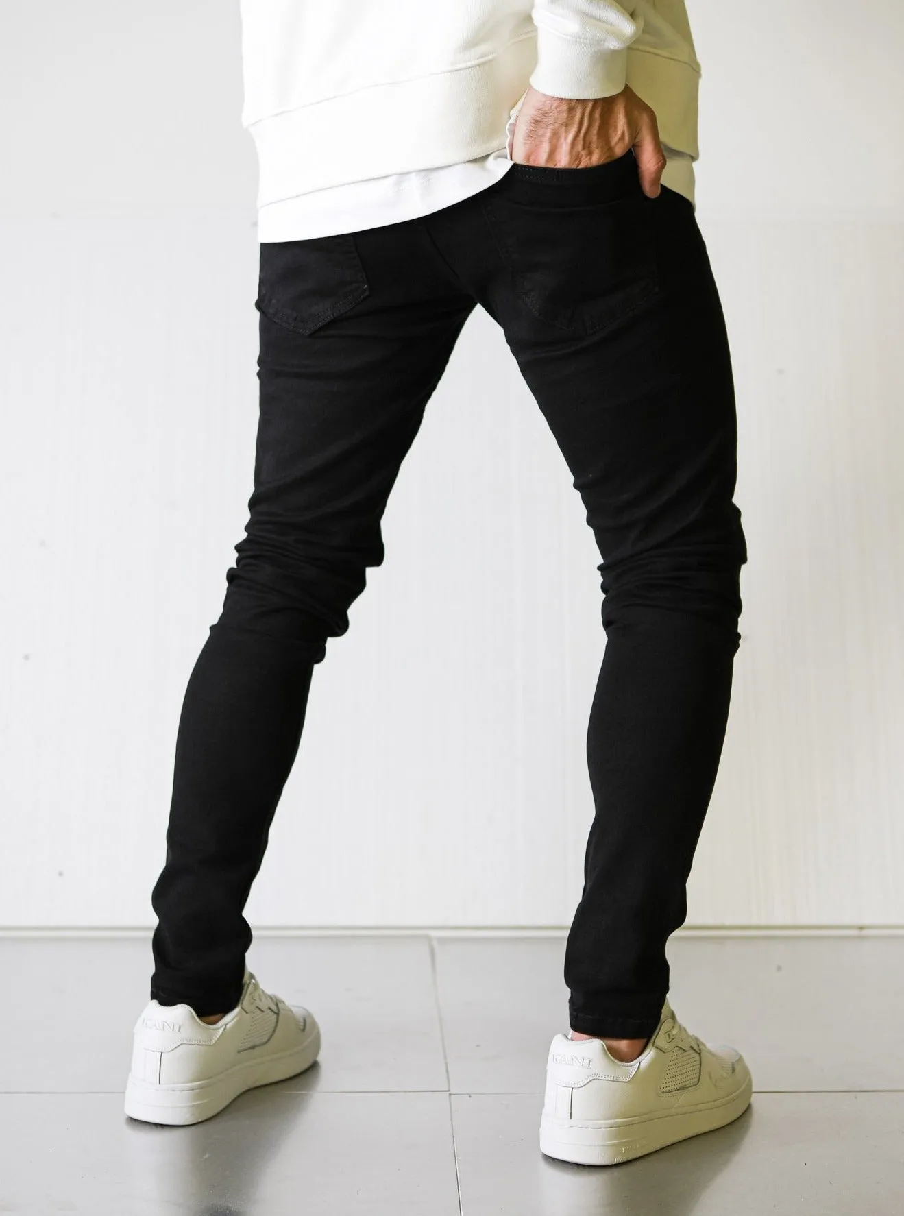 Basic Premium Black Jeans