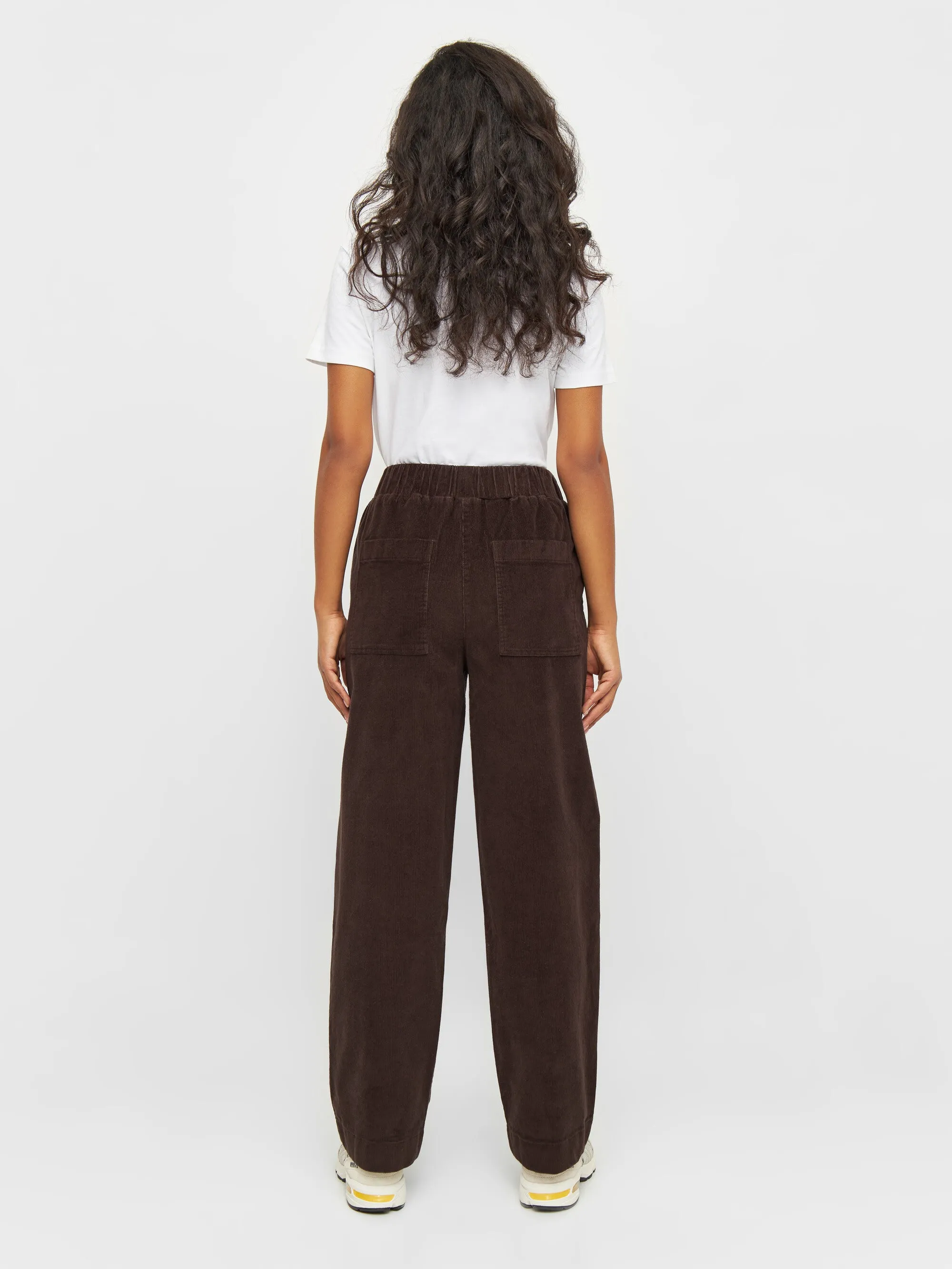 CHLOE barrel high-rise babycord elastic waistband pants - Chocolate Plum