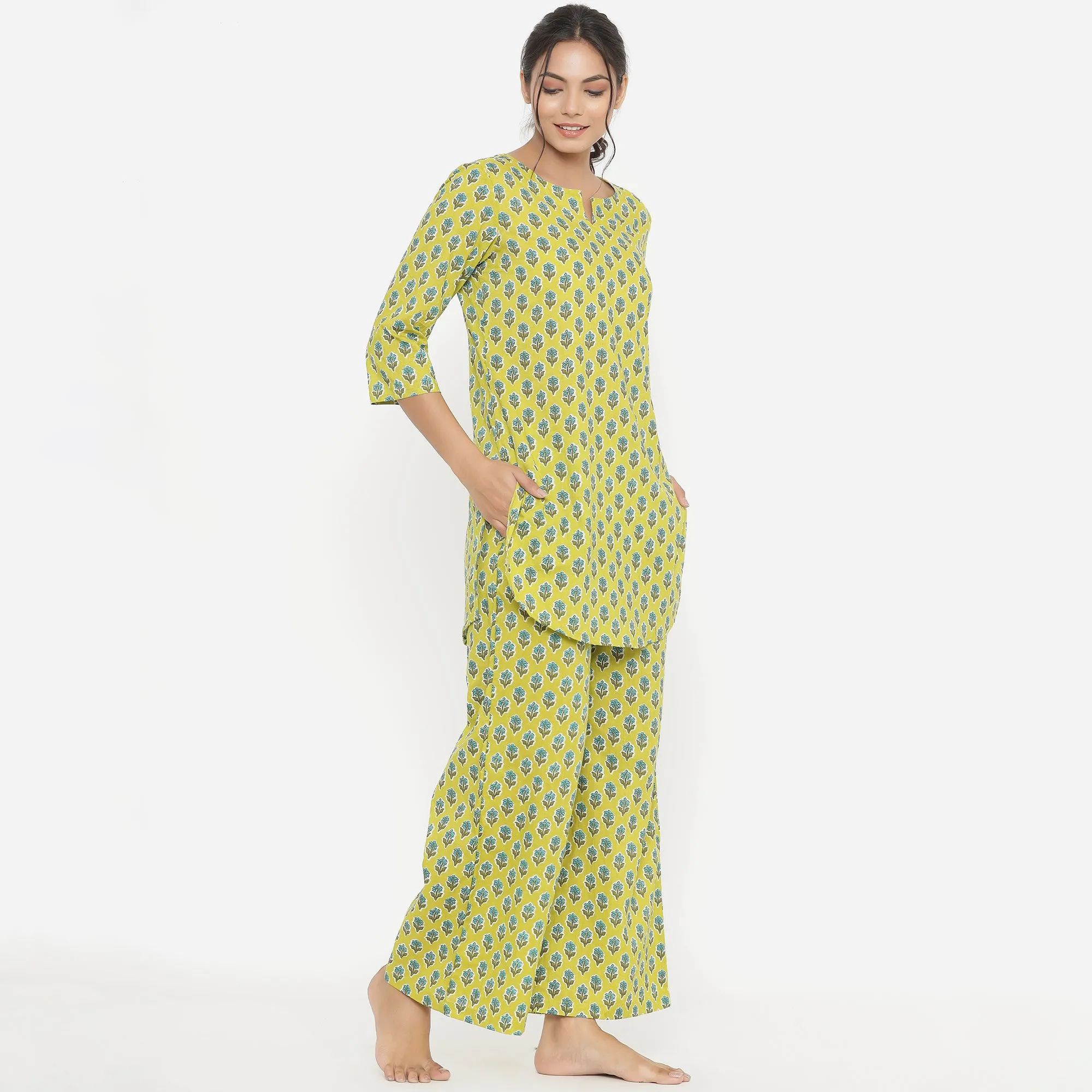 Floweret on Green loungewear