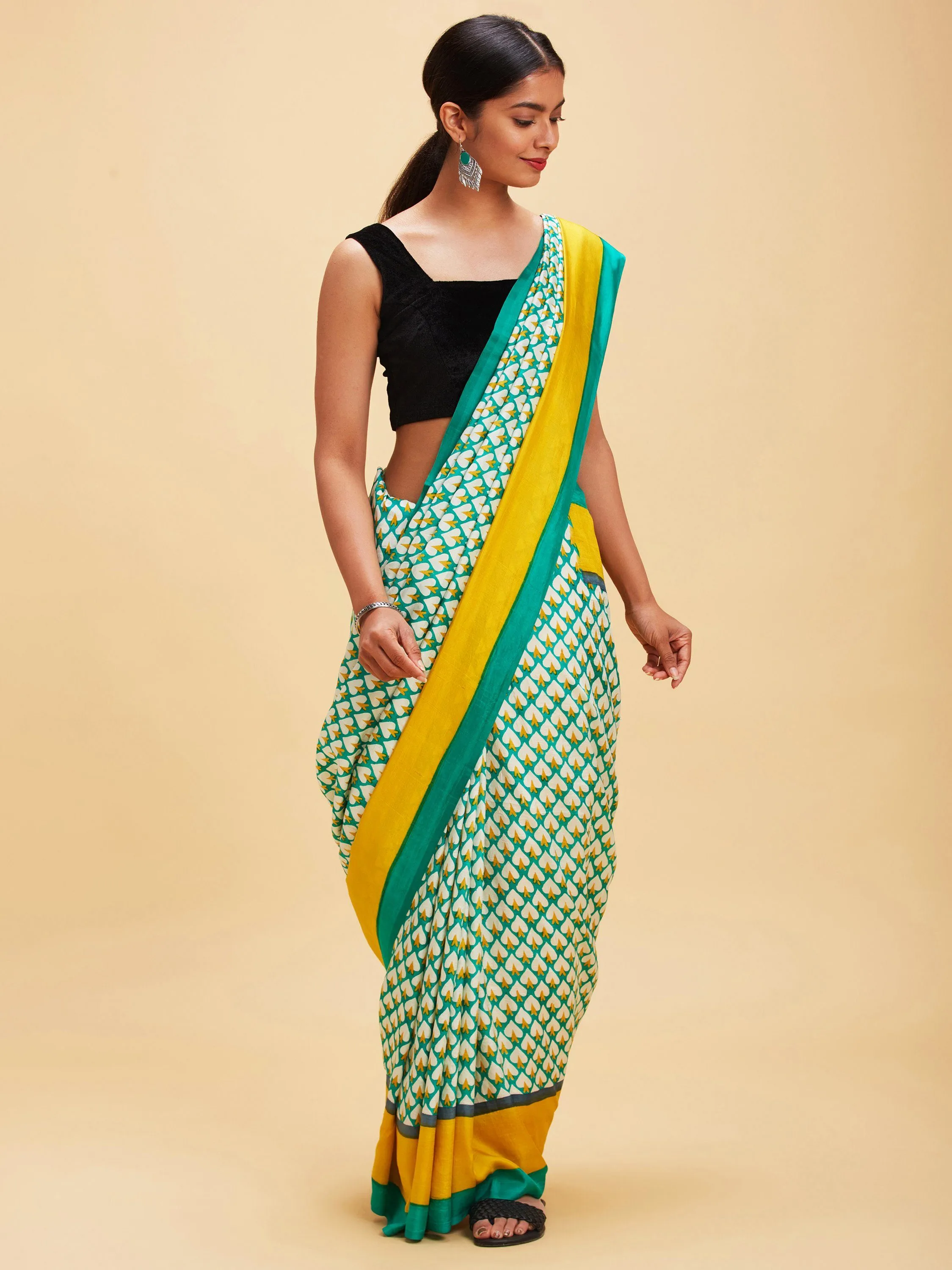 Green Bishnuphri silk