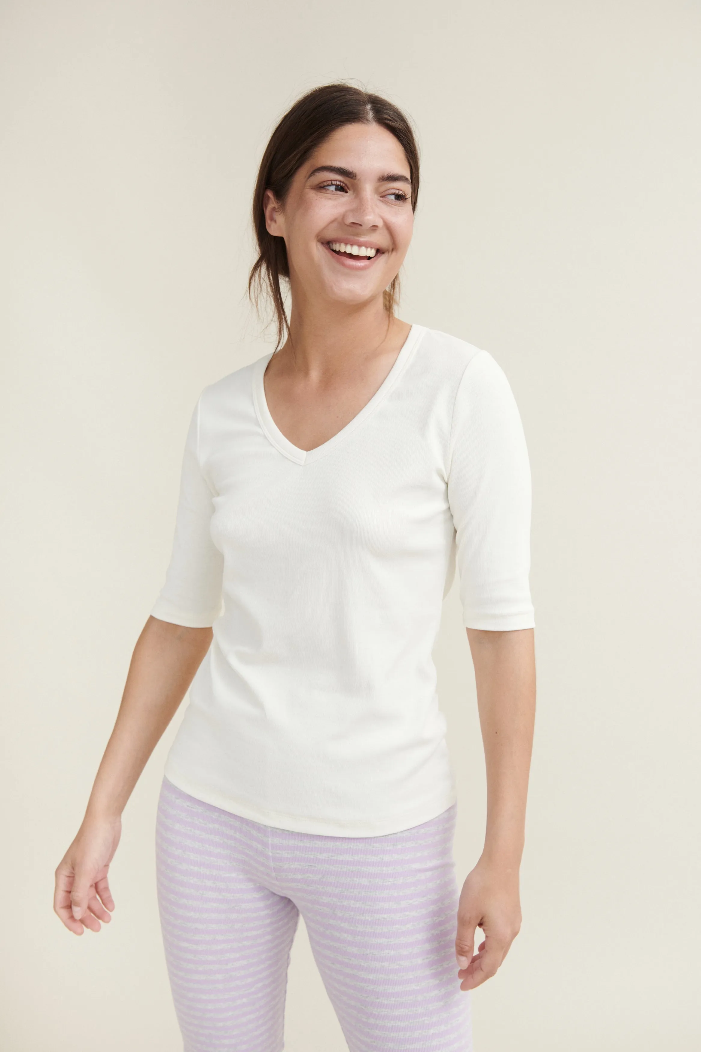 Ludmilla V-Neck - Whisper White