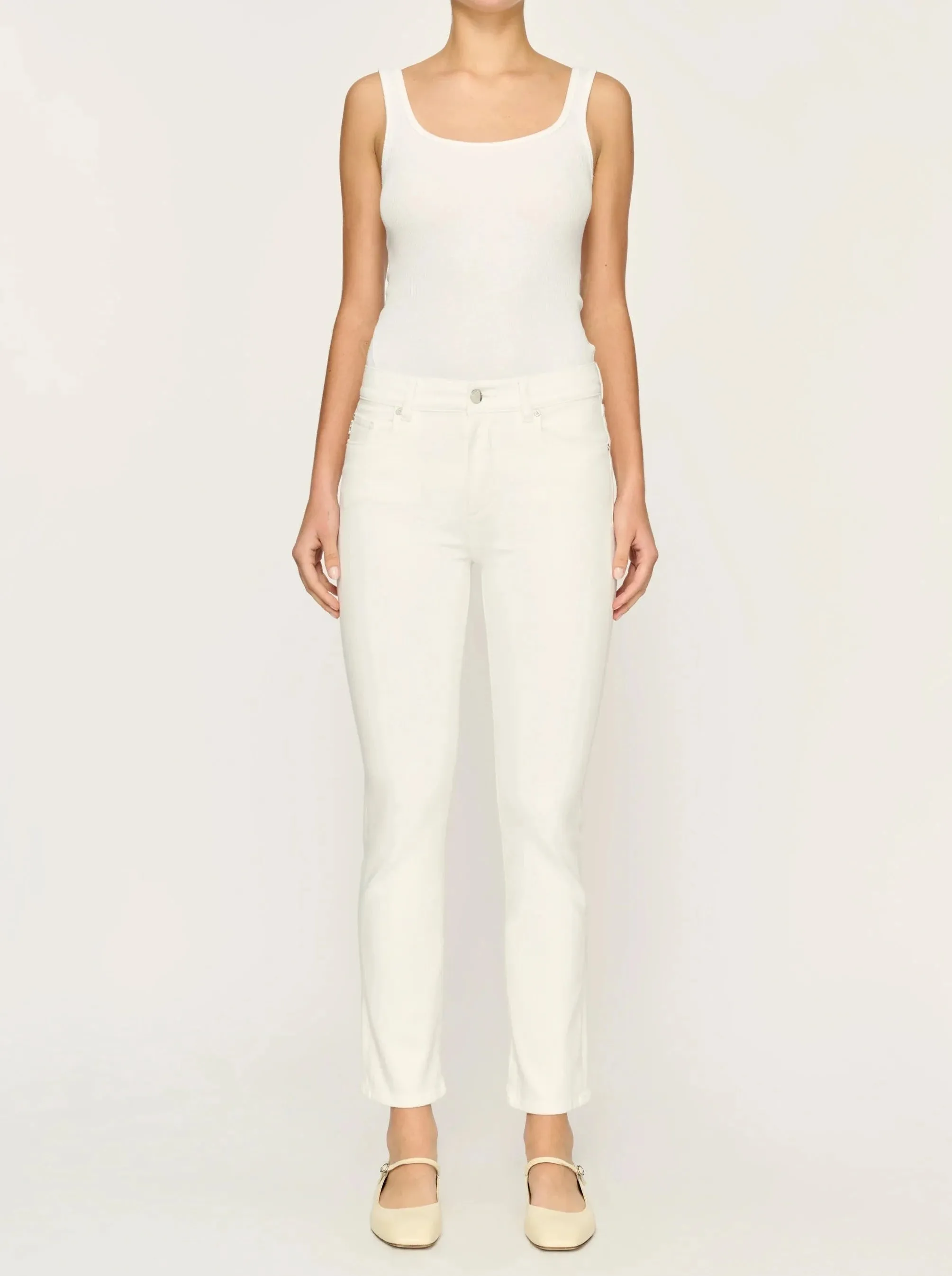 Mara Straight | White