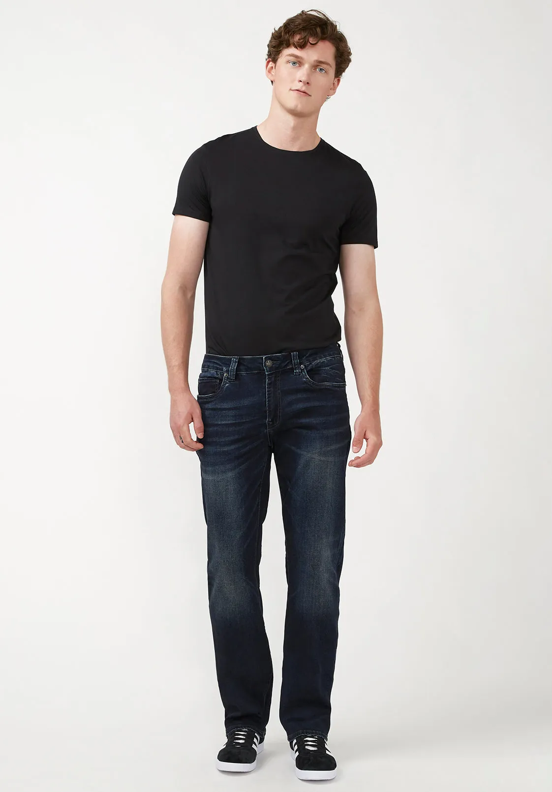 Relaxed Straight Driven Men's Jeans in Authentic Indigo - BM22137